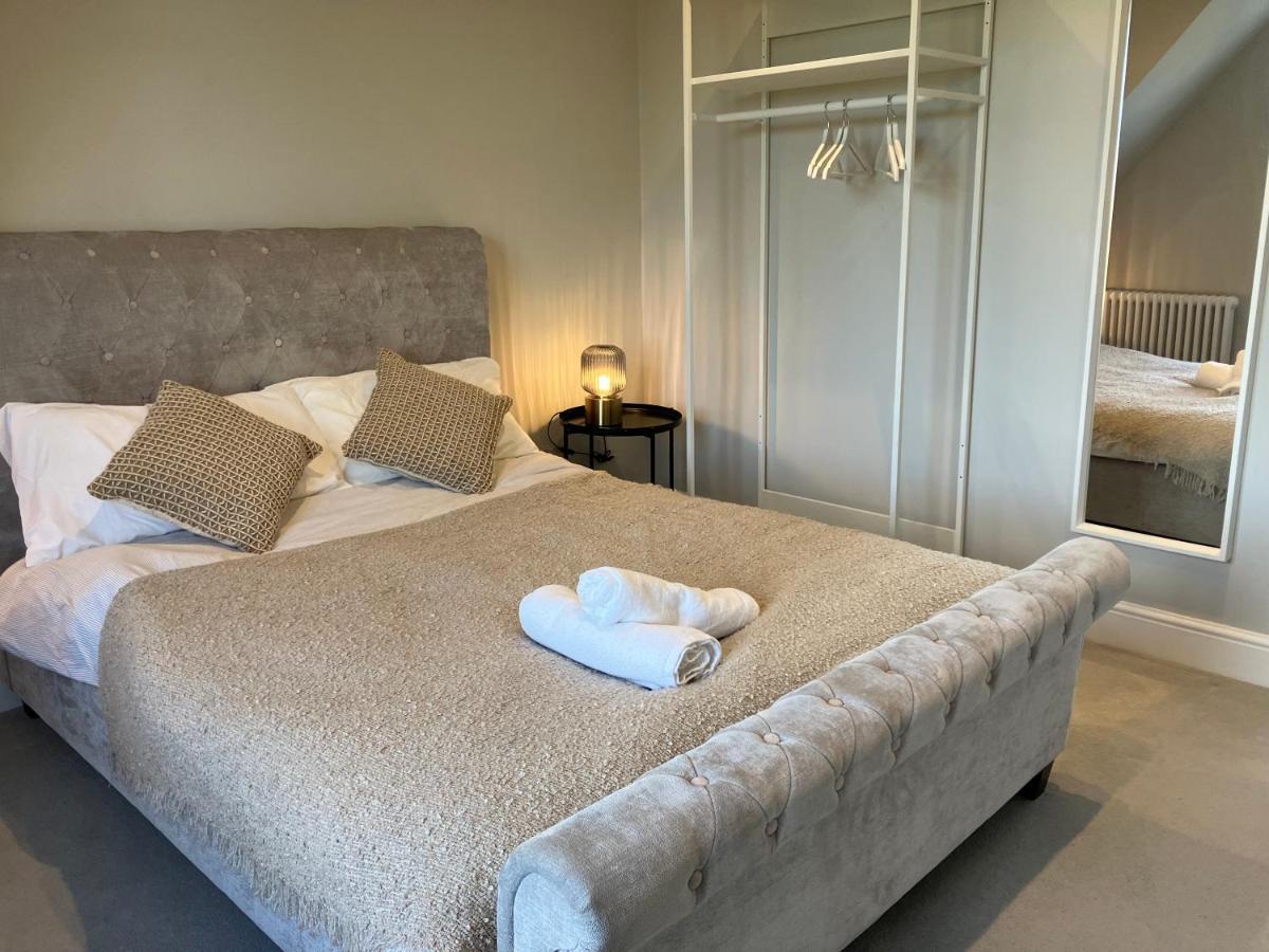 Stylish 1 Bed Flat With Private Terrace In Wimbledon - 3 The Queens London Kültér fotó